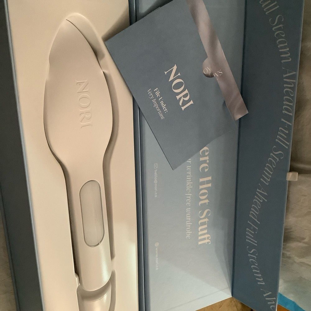 NORI Press Handheld Steam Iron White N2-1WH 24-0719 NEW OPEN BOX - Picture 11 of 15